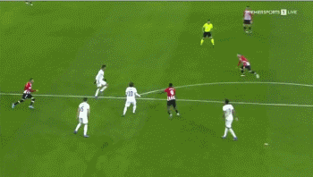 西媒：皇马希望低价补强左后卫 阿诺德加盟似乎只是时间问题