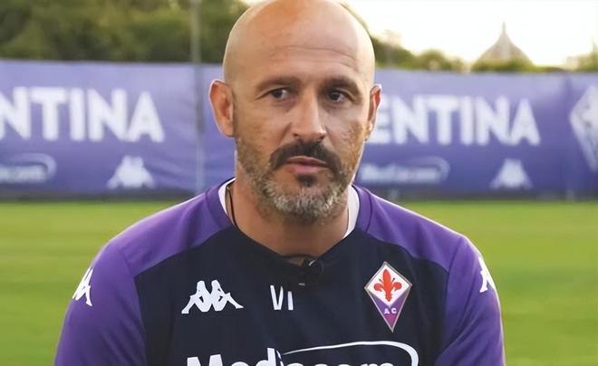 后者则在经 后者则在经