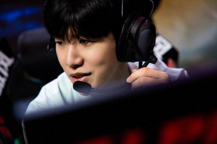 用专业力量 用专业力量